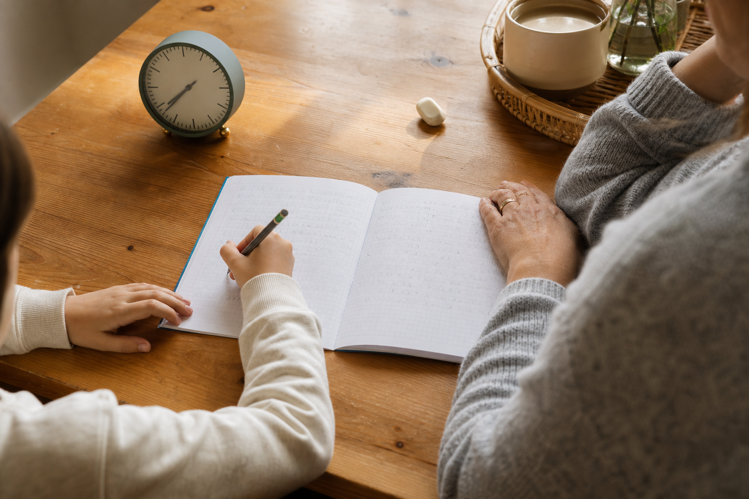 Pourquoi écrit-on « à quelle heure » avec un accent ?